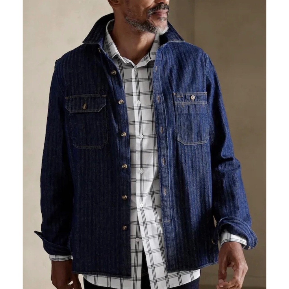 Banana Republic Heritage Denim Shirt Mens L Blue Herringbone Workwear Button Up